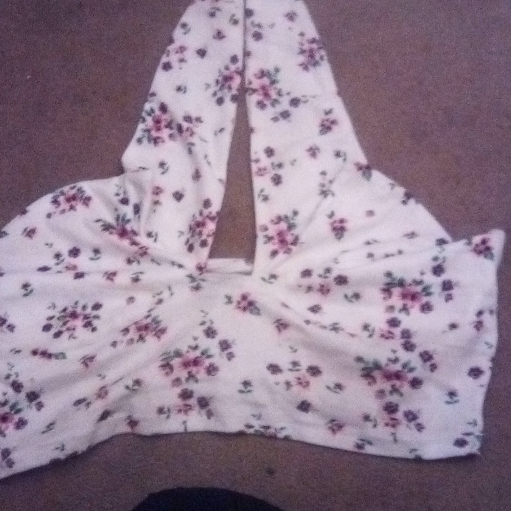 Tie neck crop top